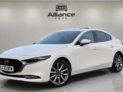 Used Mazda 3 Exclusive-Line 122 HP (89 kW) 2023 White Sedan