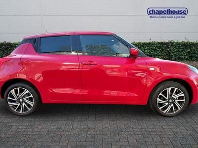 Begagnad Suzuki Swift SZ-L 83 HK (61 kW) 2023 Röd Halvkombi