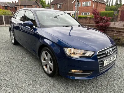 Used Audi A3 Sportback Sport 110 HP (80 kW) 2015 Blue Hatchback