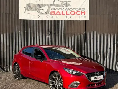 Used Mazda 3 Inclusive 118 HP (86 kW) 2016 Red Hatchback