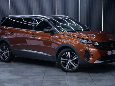 Used Peugeot 5008 GT 130 HP (95 kW) 2023 Bronze SUV