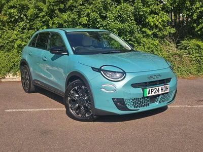 Używany Fiat 600 La Prima 114 kW (156 KM) 2024 Niebieski SUV