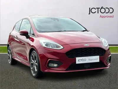 Used Ford Fiesta ST-Line 121 HP (88 kW) 2018 Red Hatchback