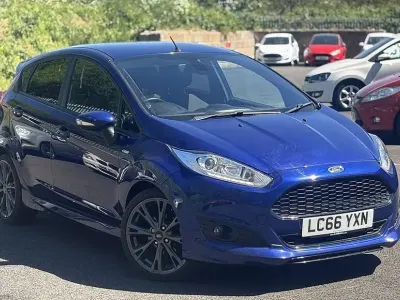 Used Ford Fiesta ST-Line 125 HP (91 kW) 2016 Blue Hatchback