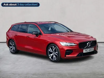 Used Volvo V60 R-Design 2022 Red Estate