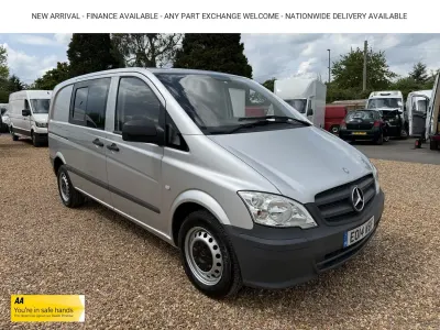 Usado Mercedes Vito 2014 Prateado Van
