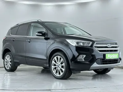 Usado Ford Kuga Titanium 120 HP (88 kW) 2019 Preto SUV