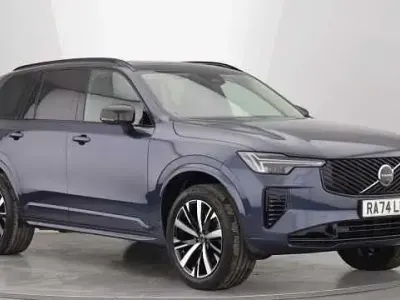 Usado Volvo XC90 Plus 250 HP (183 kW) 2025 SUV