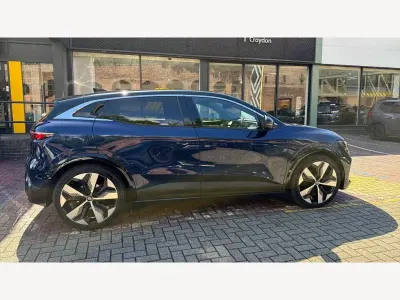 Used Renault Megane E-Tech Techno 160 kW (218 HP) 2023 Blue  Hatchback