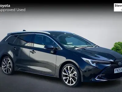 Used Toyota Corolla 196 HP (144 kW) 2025 Black Estate