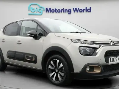 Używany Citroën C3 PureTech 83 KM (61 kW) 2023 Beżowy Hatchback
