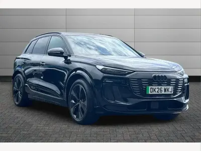 New Audi Q6 e-tron Comfort 185 kW (252 HP) 2026 Black SUV