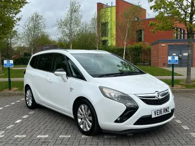 Used Vauxhall Zafira 170 HP (125 kW) 2016 White MPV