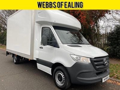Begagnad Mercedes Sprinter Progressive 148 HK (108 kW) 2023 Vit Van
