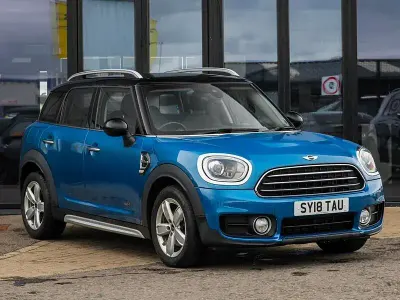 Used Mini Cooper Countryman 134 HP (98 kW) 2018 Blue SUV