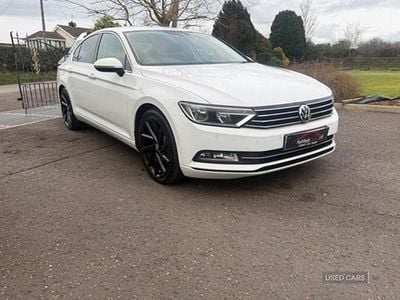 Used VW Passat Business 150 HP (110 kW) 2015 White Sedan