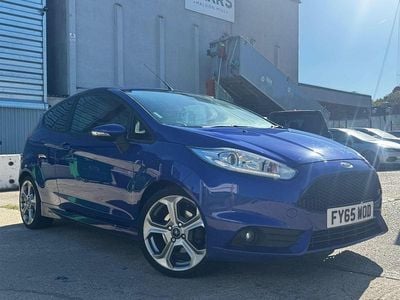 Blue Used 2016 Ford Fiesta ST Hatchback | £5,500 (Good price)