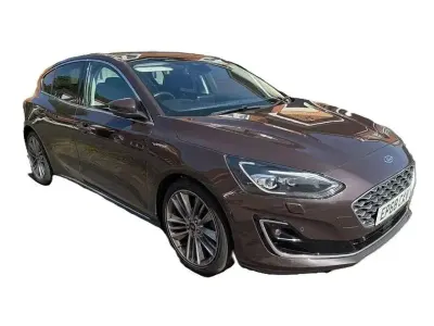 Begagnad Ford Focus Vignale 120 HK (88 kW) 2019 Lila Halvkombi