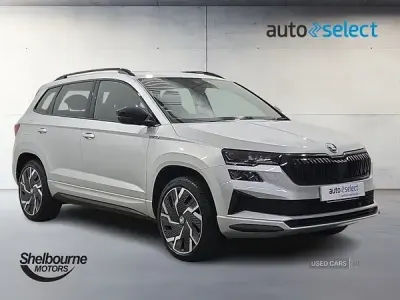 Usado Skoda Karoq SportLine 2023 Prateado SUV