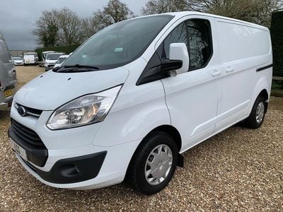 Used Ford Transit Custom Limited 170 HP (125 kW) 2017 White Van