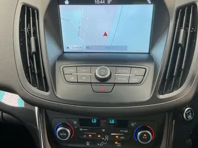 Begagnad Ford Kuga Titanium 2018 Svart SUV