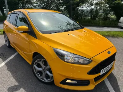 Used Ford Focus ST 2016 Yellow Hatchback