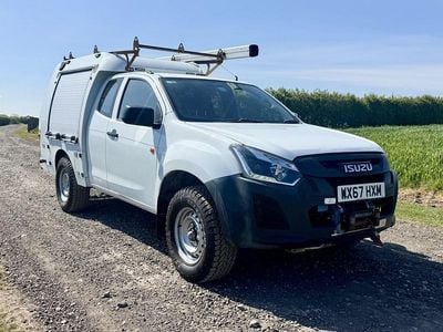 Used Isuzu D-Max 2017 White Pickup