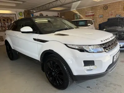 Used Land Rover Range Rover evoque Pure 187 HP (137 kW) 2014 White SUV