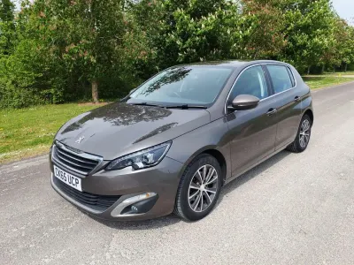 Usado Peugeot 308 Allure 2016 Cinzento Citadino