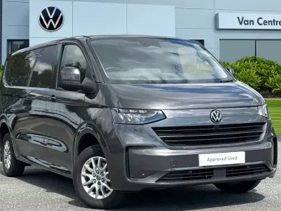 Begagnad VW Transporter Pro 2025 Grå Van