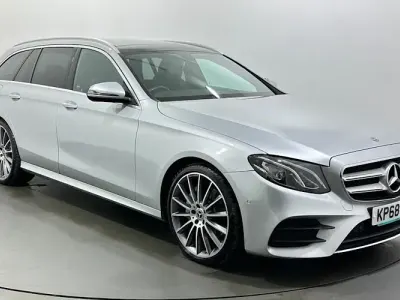 Begagnad Mercedes E220 AMG Line Premium 194 HK (142 kW) 2018 Silver Kombi