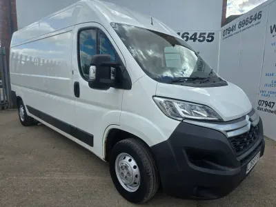 Used Citroën Relay 140 HP (102 kW) 2019 White Van