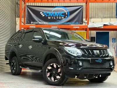 Used Mitsubishi L200 2016 Black Pickup
