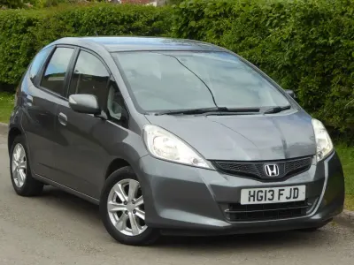 Second-hand Honda Jazz ES 99 CP (72 kW) 2013 Gri Hatchback