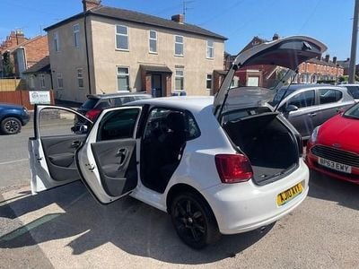 Begagnad VW Polo SE 85 HK (62 kW) 2010 Vit Halvkombi