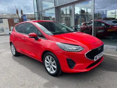 Used Ford Fiesta Trend 75 HP (55 kW) 2023 Red Hatchback