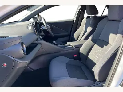 Used Toyota C-HR Design 140 HP (102 kW) 2025 White SUV