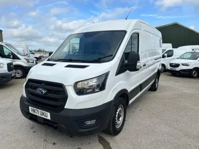 Käytetty Ford Transit 130 HP (95 kW) 2021 Valkoinen Van