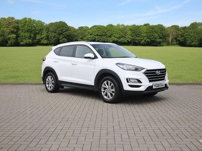 White Used 2019 Hyundai Tucson SE SUV | £7,545 (Fair price)
