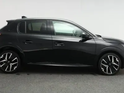 Gebraucht Peugeot 208 GTi 99 PS (72 kW) 2025 Schwarz Kleinwagen
