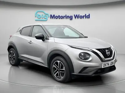 Used Nissan Juke N-Connecta 114 HP (83 kW) 2024 Silver SUV