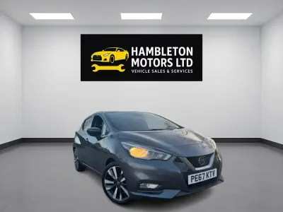 Usado Nissan Micra Tekna 90 HP (66 kW) 2017 Cinzento Citadino
