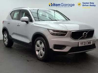 Used Volvo XC40 Momentum 163 HP (119 kW) 2021 Silver SUV