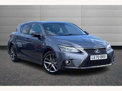 Lexus CT200h