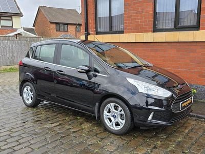 Used Ford B-MAX Zetec 100 HP (73 kW) 2016 Black MPV