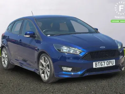 Used Ford Focus ST-Line 140 HP (102 kW) 2017 Blue Hatchback