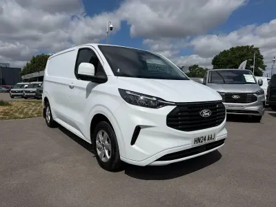 Used Ford Transit Custom Limited 136 HP (100 kW) 2024 White Van