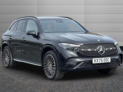 Second-hand Mercedes GLC300e AMG line 313 CP (230 kW) 2025 Negru Break