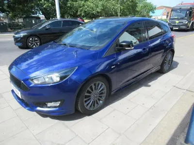 Used Ford Focus ST-Line 2017 Blue Hatchback