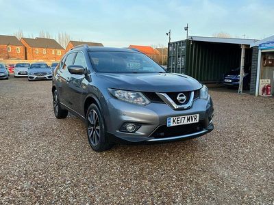 Used Nissan X-Trail N-Vision 130 HP (95 kW) 2017 Grey SUV